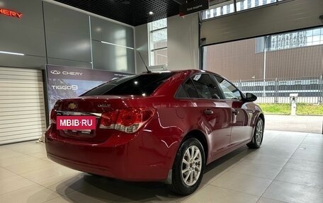 Chevrolet Cruze II, 2011 год, 661 000 рублей, 4 фотография