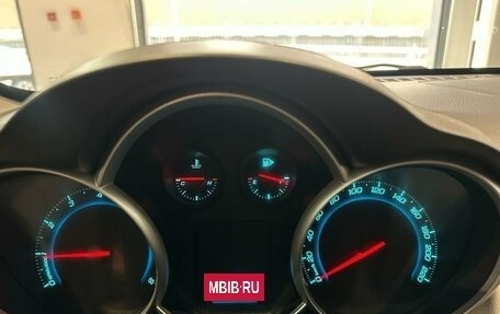Chevrolet Cruze II, 2011 год, 661 000 рублей, 15 фотография
