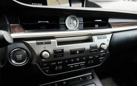 Lexus ES VII, 2014 год, 2 198 000 рублей, 10 фотография