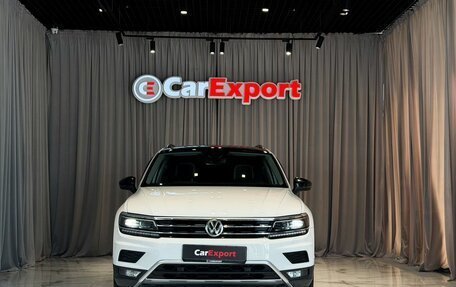 Volkswagen Tiguan II, 2020 год, 2 500 000 рублей, 2 фотография