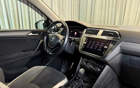Volkswagen Tiguan II, 2020 год, 2 500 000 рублей, 13 фотография