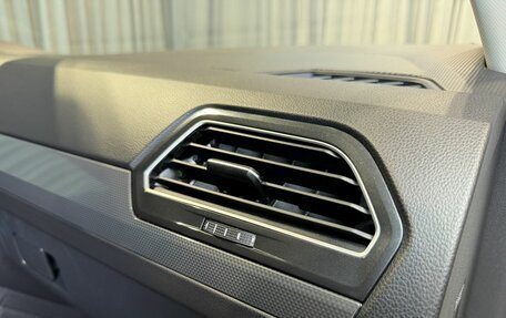 Volkswagen Tiguan II, 2020 год, 2 500 000 рублей, 23 фотография