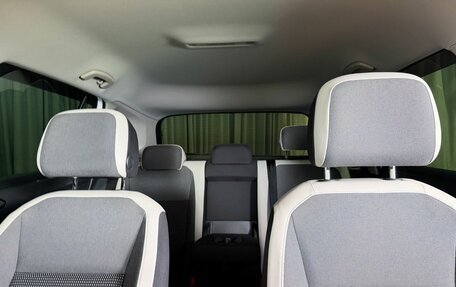 Volkswagen Tiguan II, 2020 год, 2 500 000 рублей, 24 фотография