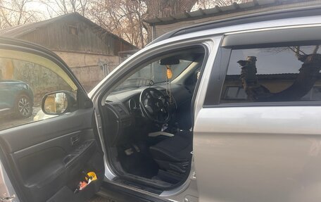 Mitsubishi ASX I рестайлинг, 2012 год, 800 000 рублей, 8 фотография