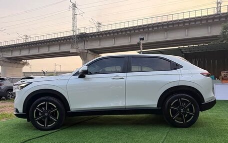 Honda Vezel, 2023 год, 1 998 000 рублей, 2 фотография