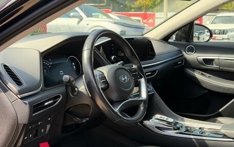 Hyundai Sonata VIII, 2020 год, 2 400 000 рублей, 13 фотография