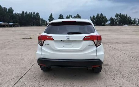 Honda Vezel, 2022 год, 1 399 000 рублей, 3 фотография