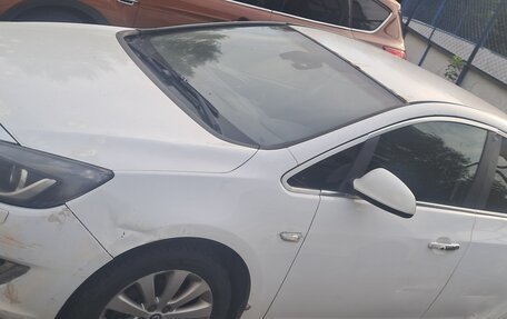 Opel Astra J, 2013 год, 220 000 рублей, 3 фотография