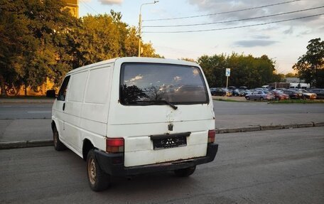 Volkswagen Transporter T4, 1993 год, 200 000 рублей, 2 фотография