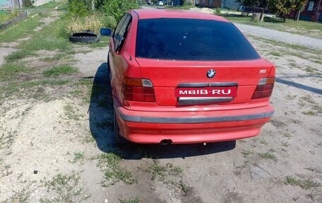 BMW 3 серия, 1994 год, 300 000 рублей, 3 фотография