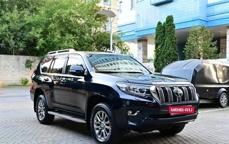 Toyota Land Cruiser Prado 150 рестайлинг 2, 2020 год, 7 000 000 рублей, 2 фотография