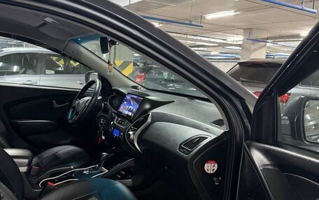 Hyundai ix35 I рестайлинг, 2010 год, 899 000 рублей, 10 фотография