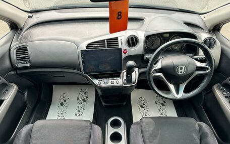 Honda Stream II, 2009 год, 1 079 000 рублей, 16 фотография