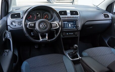 Volkswagen Polo VI (EU Market), 2019 год, 1 300 000 рублей, 6 фотография