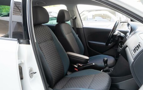 Volkswagen Polo VI (EU Market), 2019 год, 1 300 000 рублей, 8 фотография