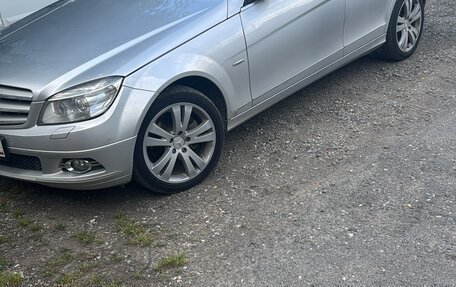 Mercedes-Benz C-Класс, 2008 год, 980 000 рублей, 3 фотография