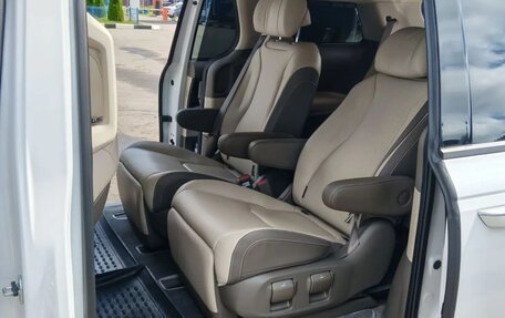 KIA Carnival, 2023 год, 6 000 000 рублей, 14 фотография