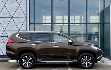 Mitsubishi Pajero Sport III рестайлинг, 2020 год, 3 599 000 рублей, 4 фотография