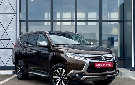 Mitsubishi Pajero Sport III рестайлинг, 2020 год, 3 599 000 рублей, 3 фотография