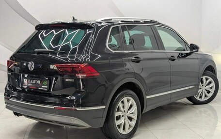 Volkswagen Tiguan II, 2019 год, 2 865 000 рублей, 4 фотография