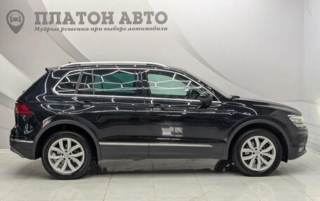 Volkswagen Tiguan II, 2019 год, 2 865 000 рублей, 7 фотография