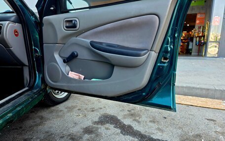 Nissan Almera, 2000 год, 180 000 рублей, 10 фотография