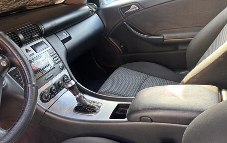 Mercedes-Benz C-Класс, 2005 год, 650 000 рублей, 5 фотография