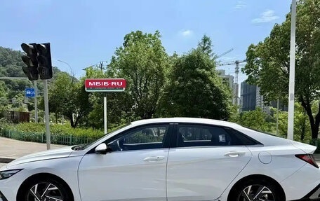 Hyundai Elantra, 2023 год, 1 456 470 рублей, 5 фотография