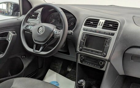 Volkswagen Polo VI (EU Market), 2018 год, 1 098 000 рублей, 10 фотография