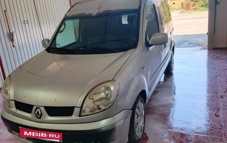 Renault Kangoo II рестайлинг, 2003 год, 280 000 рублей, 11 фотография