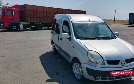 Renault Kangoo II рестайлинг, 2003 год, 280 000 рублей, 17 фотография