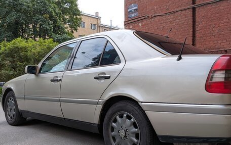 Mercedes-Benz C-Класс, 1994 год, 250 000 рублей, 5 фотография