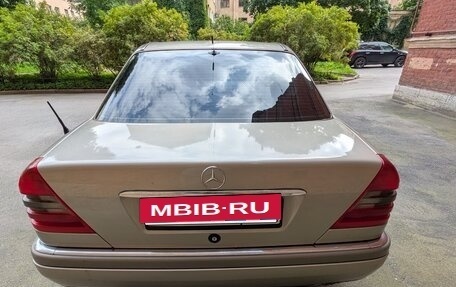 Mercedes-Benz C-Класс, 1994 год, 250 000 рублей, 6 фотография