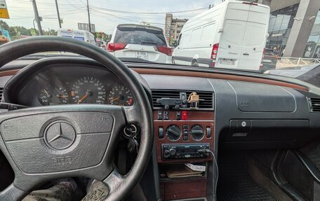 Mercedes-Benz C-Класс, 1994 год, 250 000 рублей, 17 фотография