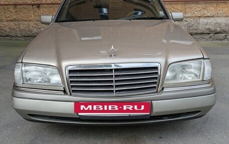Mercedes-Benz C-Класс, 1994 год, 250 000 рублей, 12 фотография