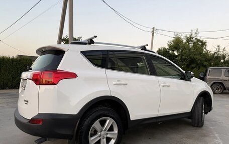 Toyota RAV4, 2014 год, 2 170 000 рублей, 8 фотография