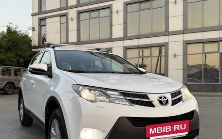 Toyota RAV4, 2014 год, 2 170 000 рублей, 4 фотография