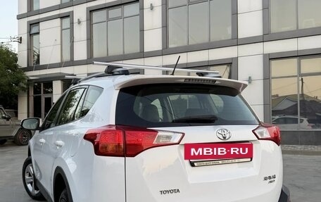 Toyota RAV4, 2014 год, 2 170 000 рублей, 11 фотография