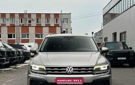 Volkswagen Tiguan II, 2019 год, 3 500 000 рублей, 2 фотография