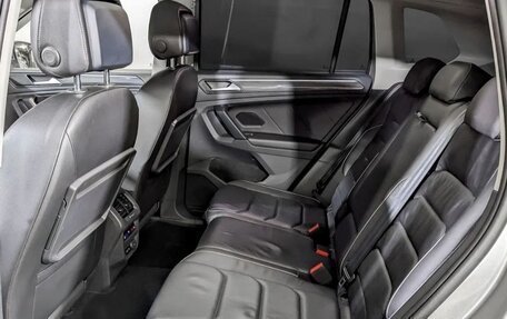 Volkswagen Tiguan II, 2019 год, 3 500 000 рублей, 13 фотография