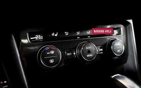 Volkswagen Tiguan II, 2019 год, 3 500 000 рублей, 6 фотография