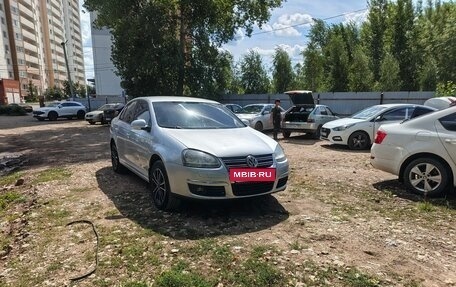 Volkswagen Jetta VI, 2010 год, 530 000 рублей, 3 фотография