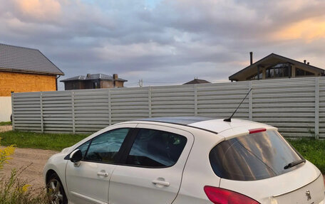 Peugeot 308 II, 2011 год, 360 000 рублей, 2 фотография