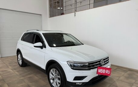 Volkswagen Tiguan II, 2020 год, 3 500 000 рублей, 2 фотография