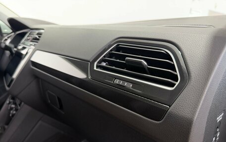 Volkswagen Tiguan II, 2020 год, 3 500 000 рублей, 30 фотография