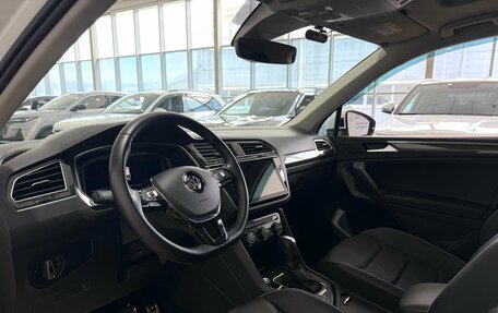 Volkswagen Tiguan II, 2020 год, 3 500 000 рублей, 33 фотография