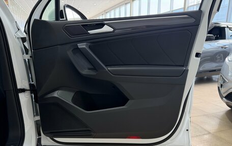 Volkswagen Tiguan II, 2020 год, 3 500 000 рублей, 27 фотография