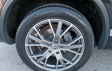 Volkswagen Touareg III, 2016 год, 1 794 000 рублей, 11 фотография
