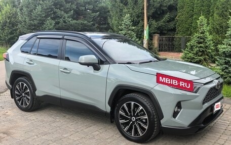 Toyota RAV4, 2020 год, 3 350 000 рублей, 15 фотография