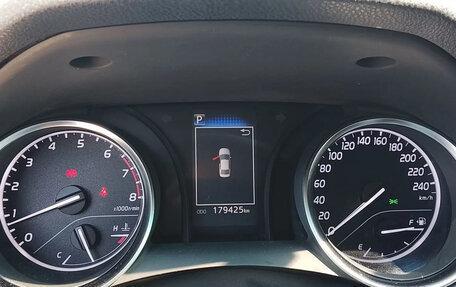 Toyota Camry, 2018 год, 2 200 000 рублей, 7 фотография